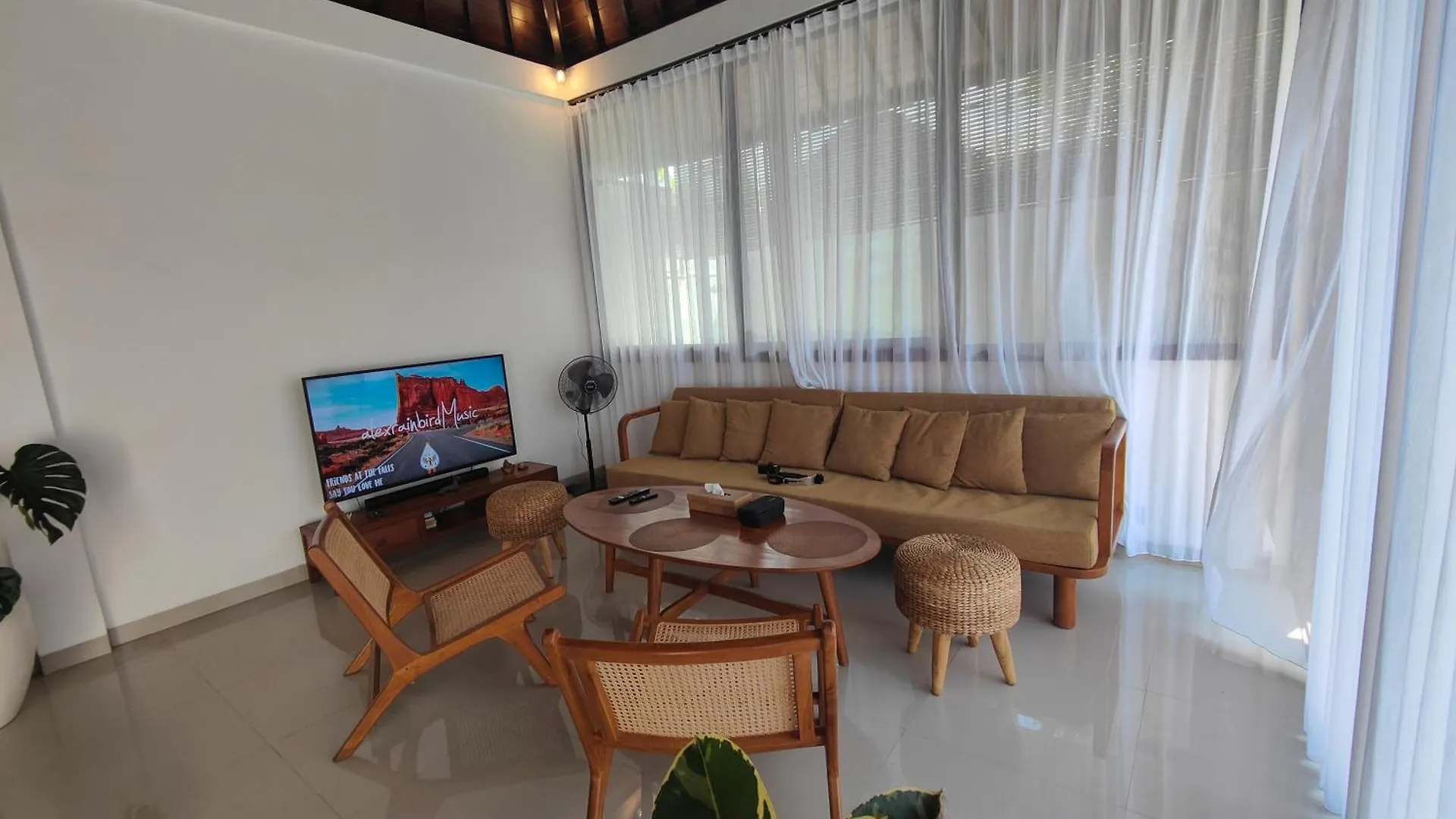 Villa Veyla Seminyak 10 Mins Walk To Beach Indonesia